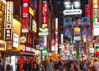 Destino vibrante surpreende os turistas com seus costumes japoneses