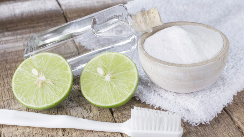 O truque mais usado para desentupir pia de cozinha em minutos