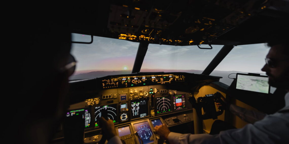 O que significa quando a luz do avião pisca várias vezes antes da decolagem?