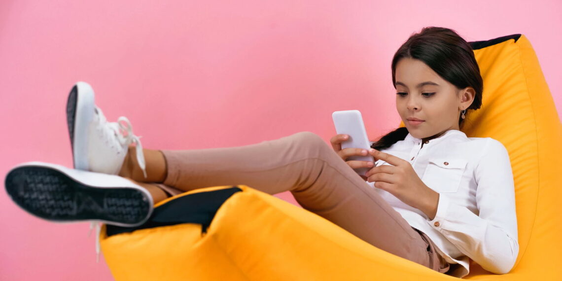 Como a adultização molda a experiência de ser criança, segundo psicanalistas