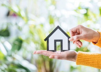 Os melhores truques para economizar em casa sem abrir mão do conforto