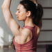 Os melhores exercícios para fortalecer os braços sem sair de casa