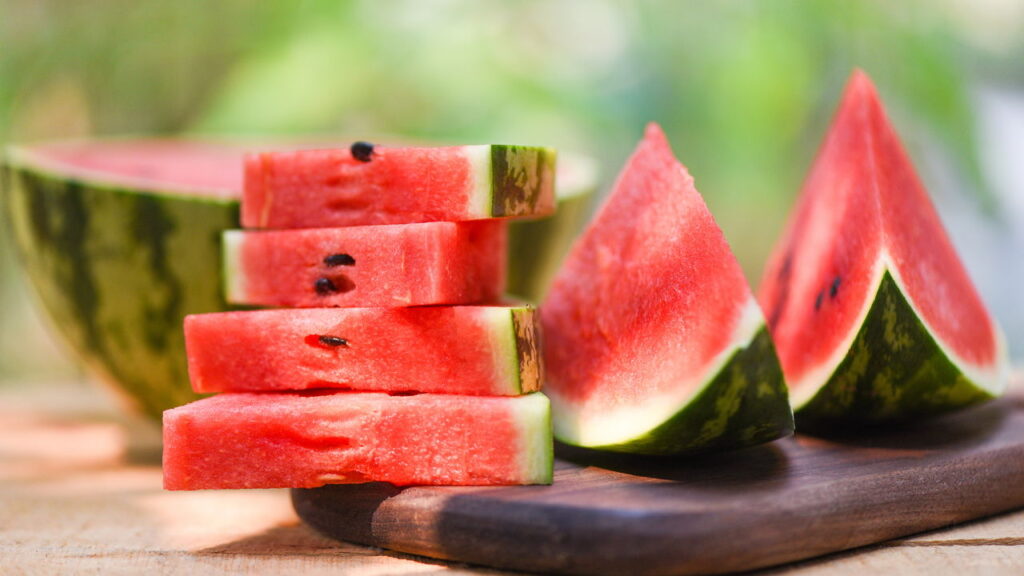 Com este guia rápido você pode ter uma produção excelente dessa fruta refrescante!