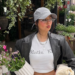 Os 5 melhores penteados para usar com boné sem perder o estilo
