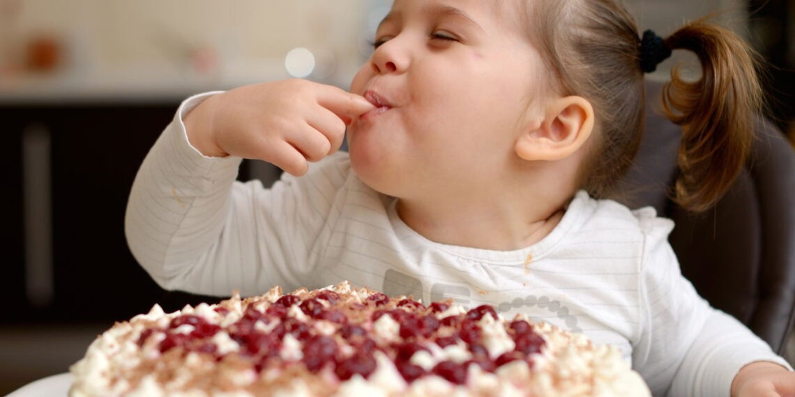 O consumo de doces muitas vezes é uma tentativa inconsciente de aliviar emoções como estresse e ansiedade.