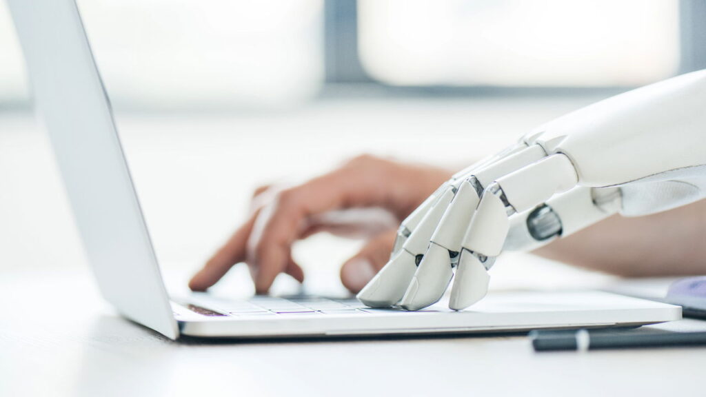 Impactos da tecnologia no trabalho e no jeito de viver em sociedade