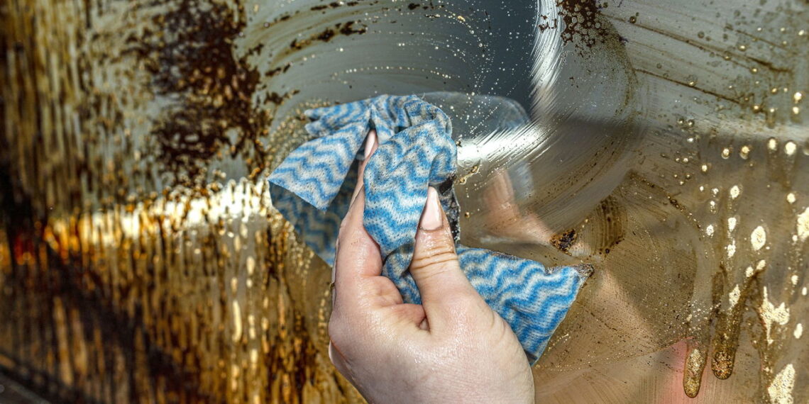Não use vinagre na limpeza do box do banheiro, experimente esse truque caseiro muito mais eficaz
