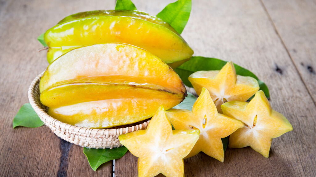 4 frutas exóticas que se integram a pratos diários