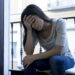 Estrategias para lidar com a depressão, segundo terapeutas