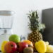 3 frutas coloridas que se adaptam a rotinas e colhem frescor semanal