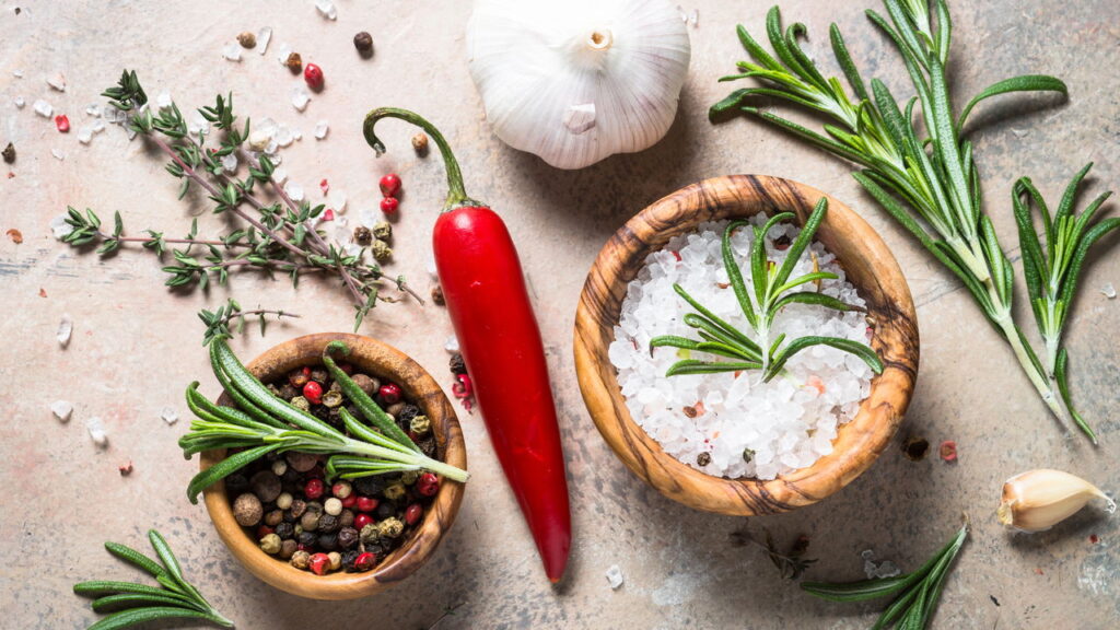 Esse tempero com ervas transforma qualquer refeição simples em gourmet