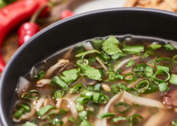 Receitas caseiras naturais que ajudam a desintoxicar o corpo