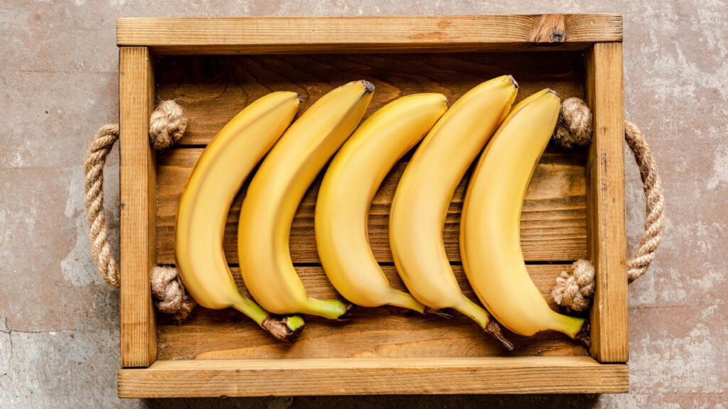 Bananas frescas por mais tempo com um truque simples e surpreendente