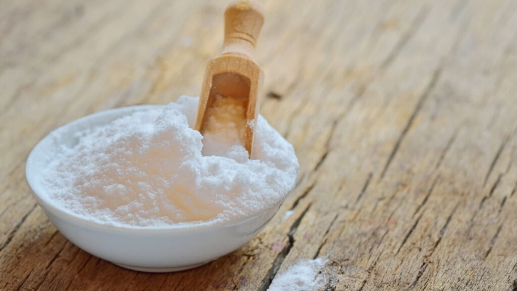 Essa solução caseira desinfeta o banheiro sem produtos químicos