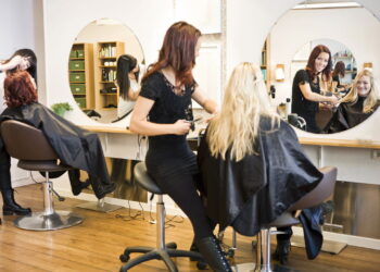 Cores de cabelo modernas que combinam com qualquer tom de pele