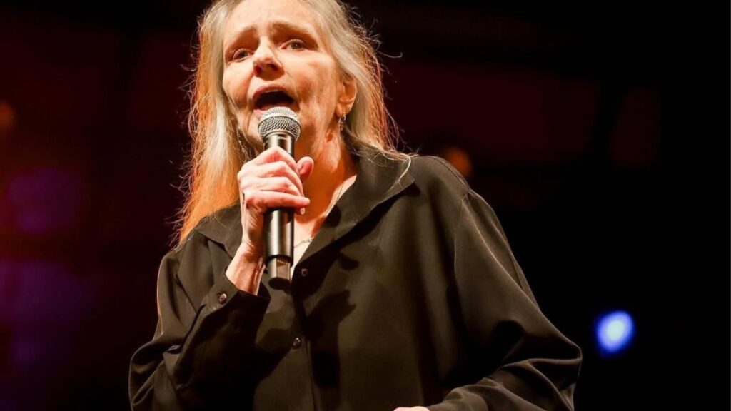 Morreu aos 75 anos inconfundível voz da música popular brasileira