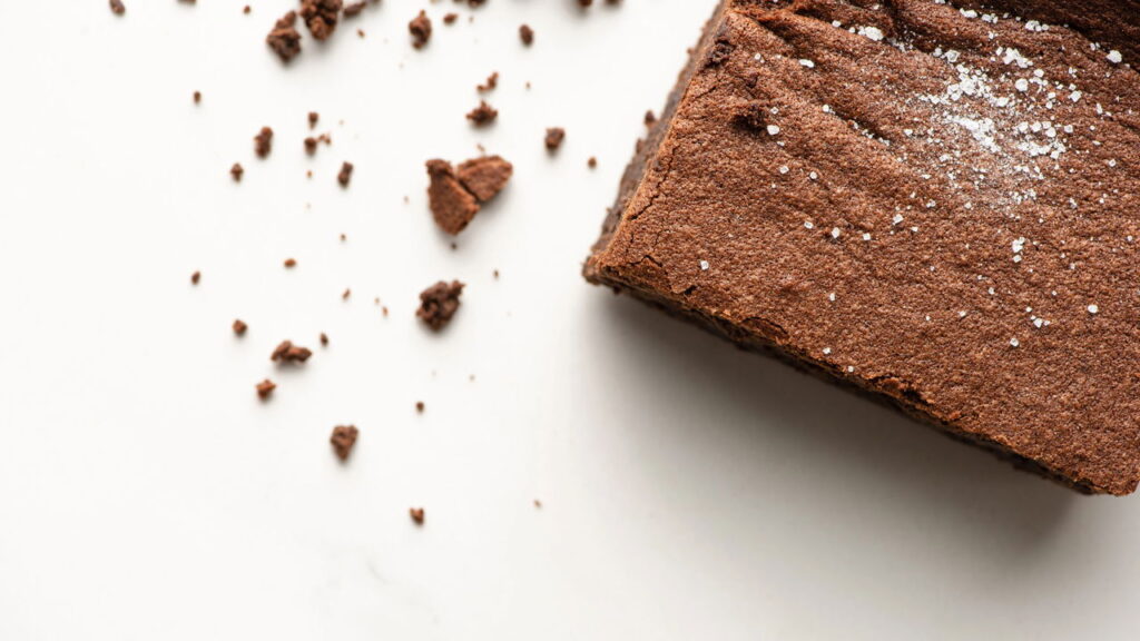 Bolo de chocolate delicioso com apenas 3 ingredientes