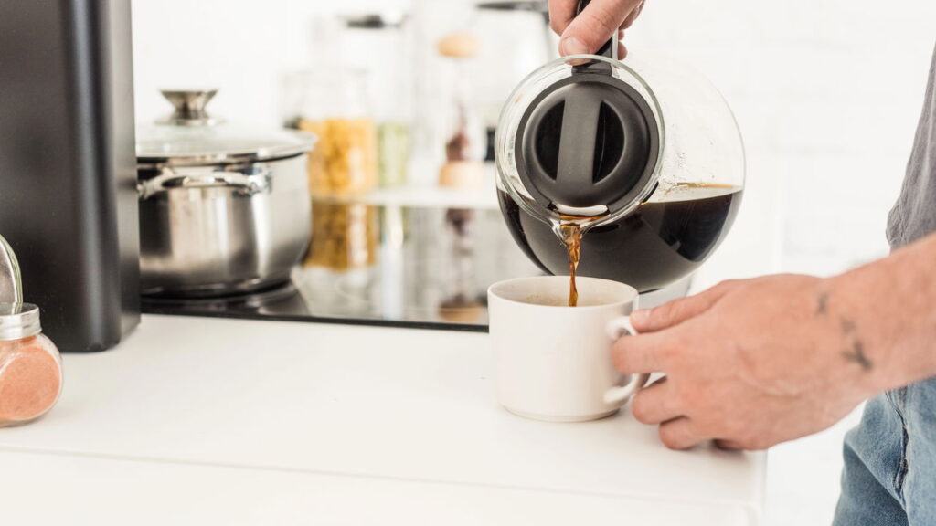 Essa tecla da cafeteira pode deixar o café menos amargo