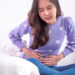 Chás naturais que aliviam cólicas menstruais de forma simples