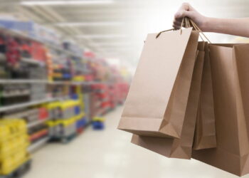 Como economizar no dia a dia evitando gastos por impulso