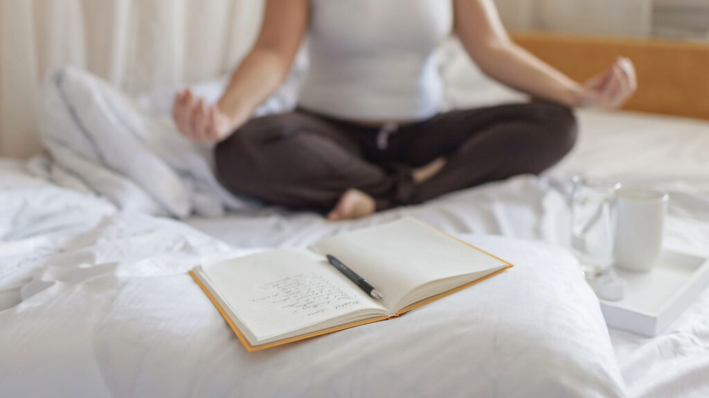 Dicas para criar rituais noturnos que recarregam a mente e o corpo segundo especialistas