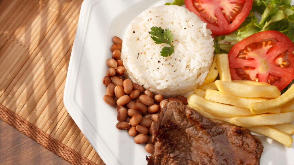 Almoço no micro-ondas pode ser saudável, completo e muito mais saboroso