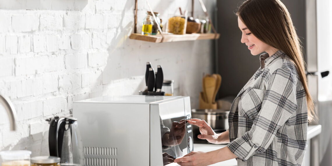 Como preparar esse prato saboroso em 10 minutos no micro-ondas