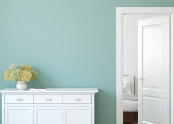 As cores de parede que mais valorizam móveis brancos na decoração