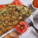 Omelete saudável de espinafre no liquidificador: sem farinha, light e pronto em 5 minutos