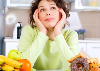 Alimentação com esses alimentos acelera o envelhecimento, segundo nutricionistas