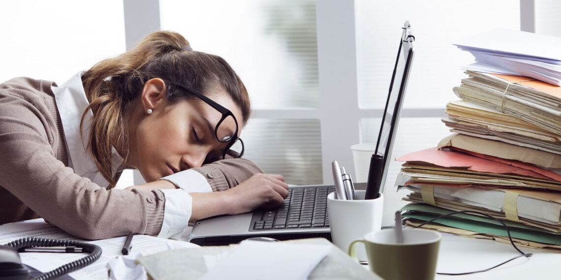 Por que seu corpo precisa de descanso profundo mesmo quando não dorme
