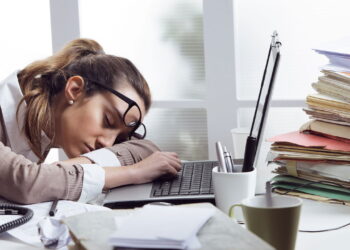 Por que seu corpo precisa de descanso profundo mesmo quando não dorme