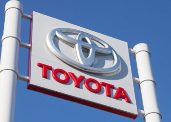 Toyota lança SUV com consumo de moto e conforto de carro de luxo