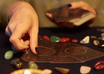 Essas cartas revelam o que pode mudar no seu bem-estar, rotina e sorte no novo ano