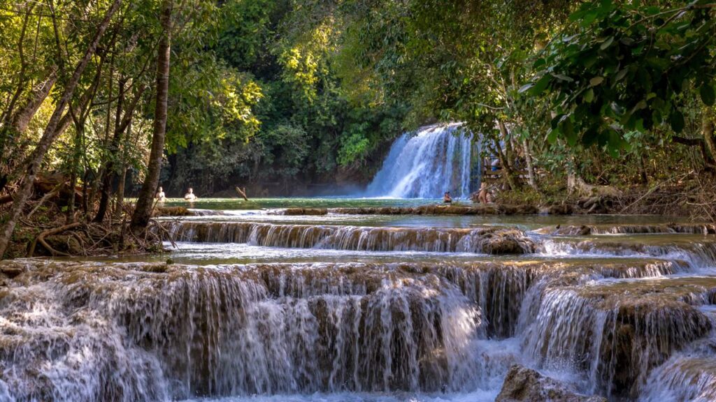 Esse lugar virou modelo mundial por mostrar que turismo e natureza podem andar juntos