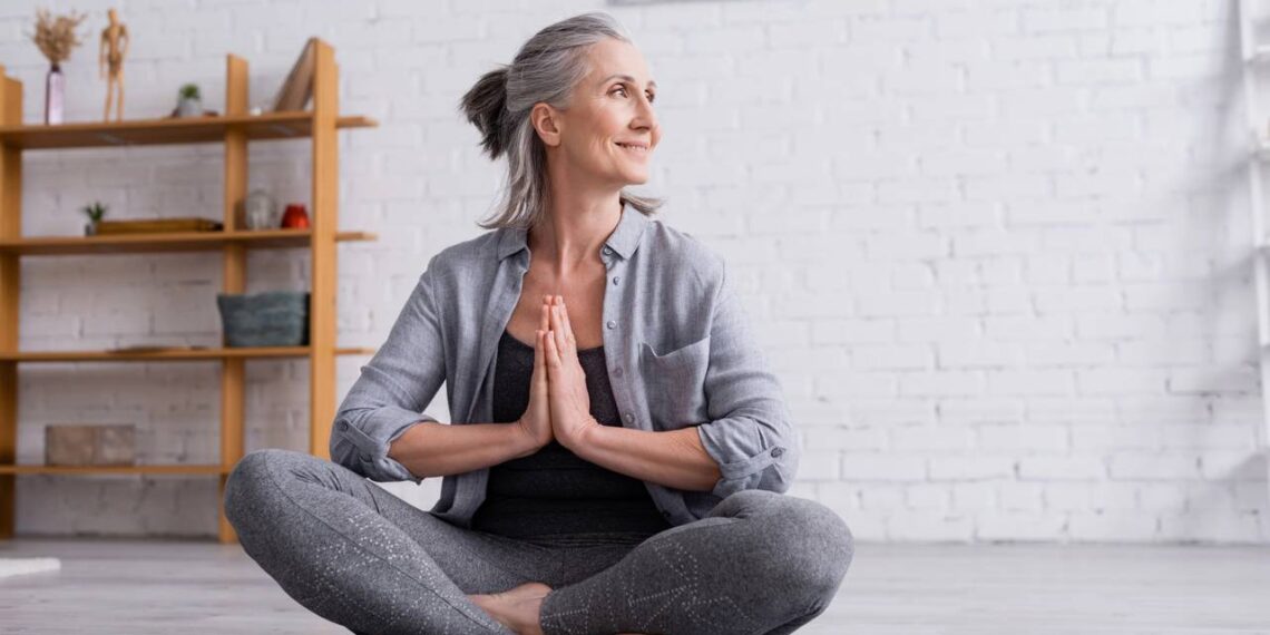 Meditação reduz a ansiedade do dia a dia, segundo a psicologia