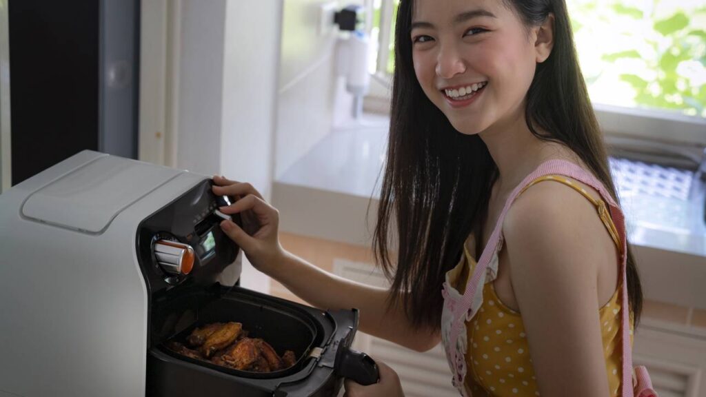 Nem todos os alimentos podem ir na air fryer, saiba quais