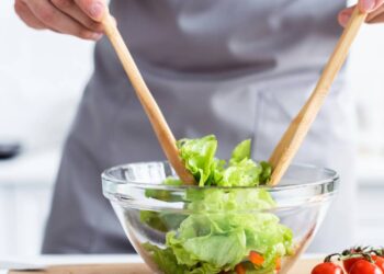 Como escolher e conservar o vegetal mais presente nas casa brasileiras