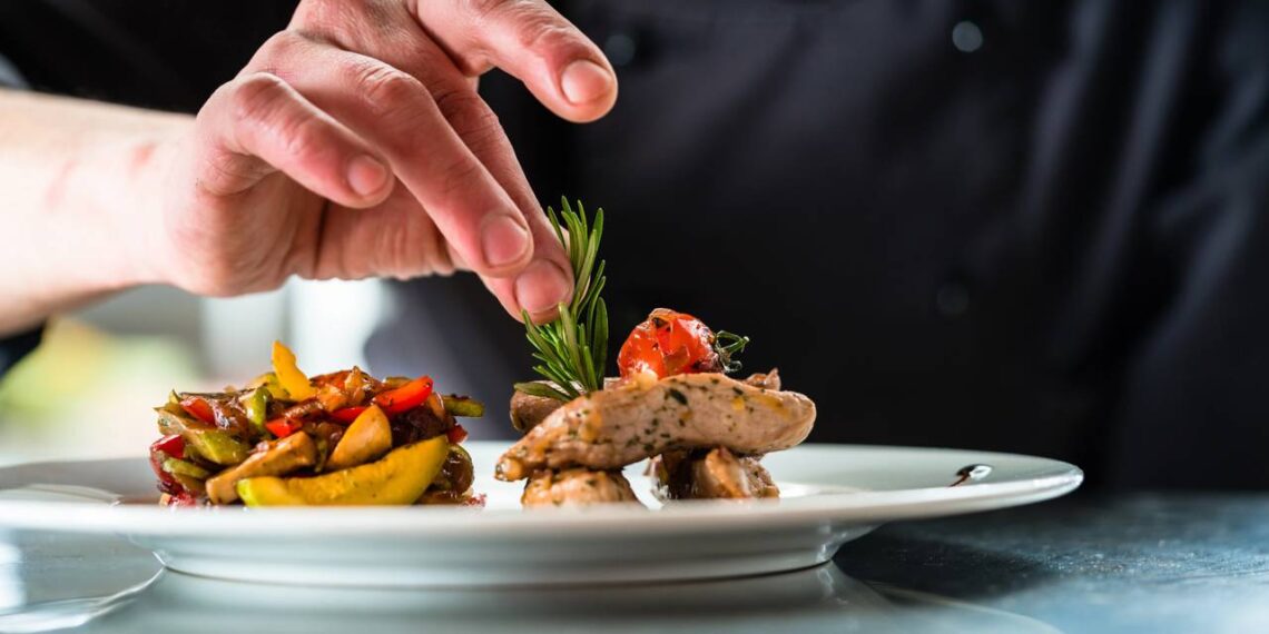 Aprenda a temperar como os chefes e transforme seus pratos