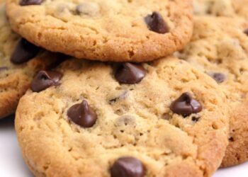O melhor cookie caseiro com manteiga e chocolate