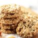 Cookie quentinho com aveia e mel em minutos no micro-ondas