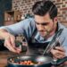 Esses truques de cozinha usam objetos comuns para facilitar o preparo e resolver problemas