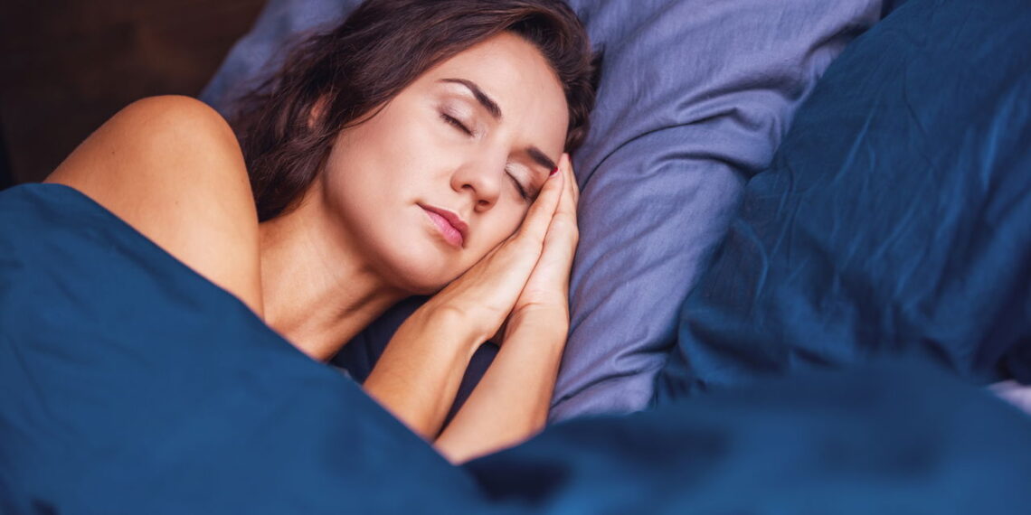 Esse hábito simples antes de dormir pode dizer muito sobre sua personalidade