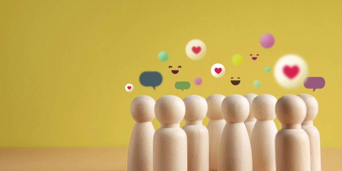 Como uma pessoa com personalidade extrovertida se comporta no dia a dia