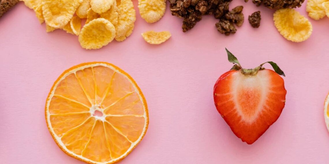 4 frutas que ficam incríveis quando desidratadas no forno