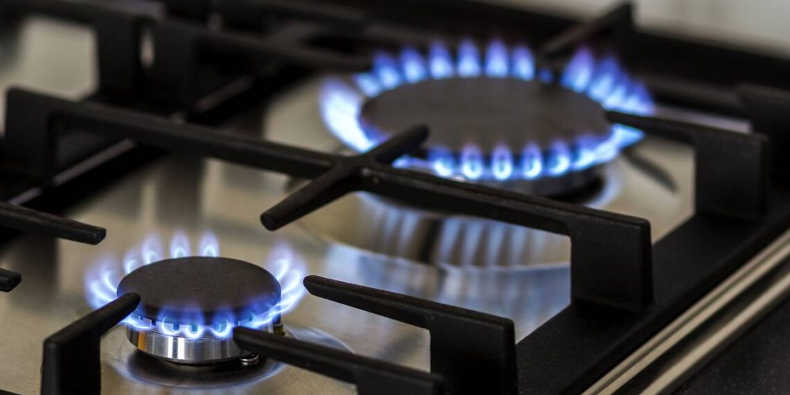 5 dicas essenciais para economizar gás de cozinha e reduzir custos na sua casa