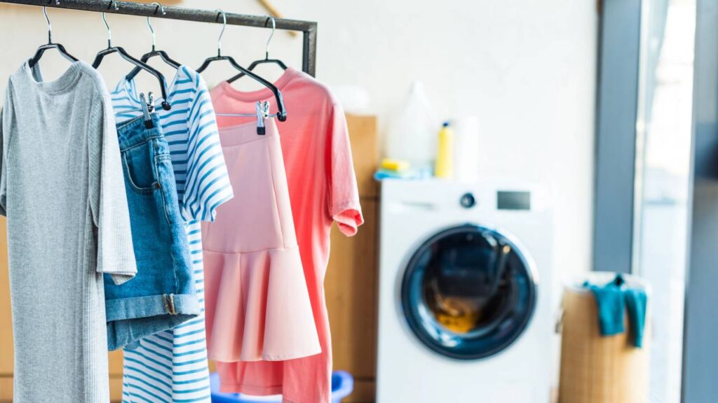 Dica infalível para evitar bolinhas nas roupas durante a lavagem