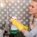Nem pano, nem esponja: a forma ideal de limpar espelhos para evitar manchas
