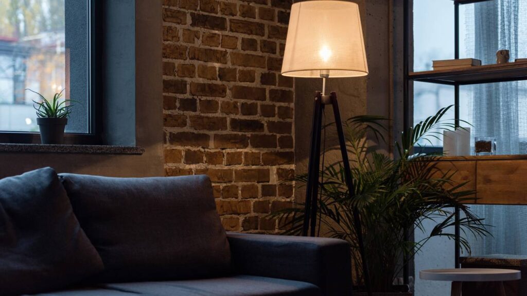 Se você acender esta luz, prepare-se para uma invasão de mosquitos