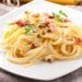 Macarrão cremoso pronto em 9 minutos com só 3 ingredientes